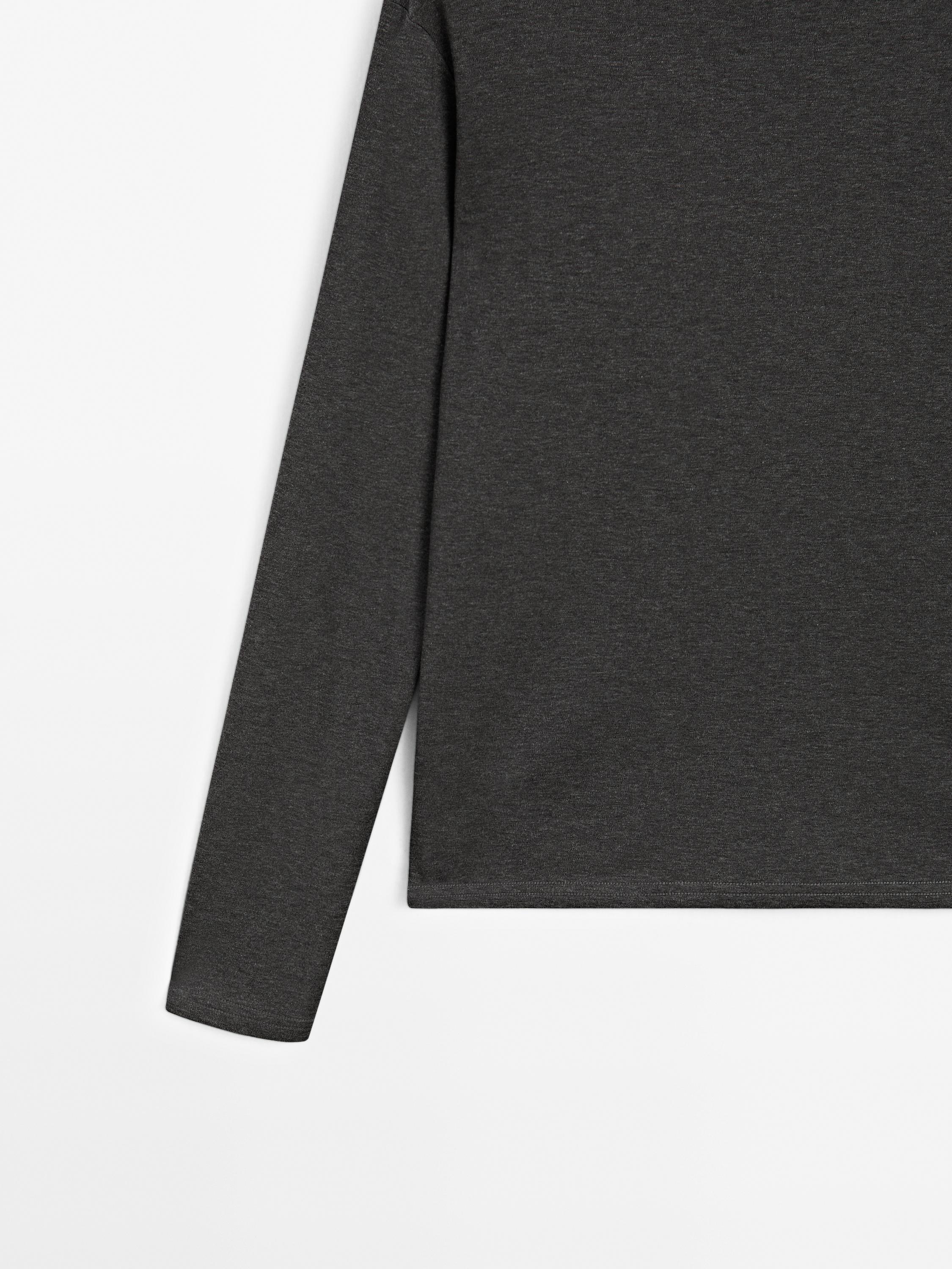 Long sleeve T-shirt with seam detail